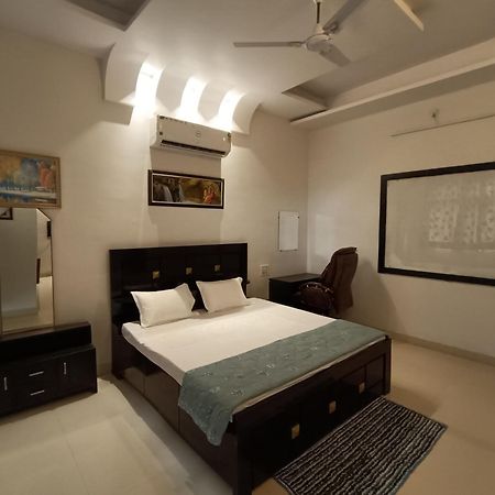 Leela Homestay Jabalpur - Lily - 2 Bhk Luxury Appartment Exteriér fotografie