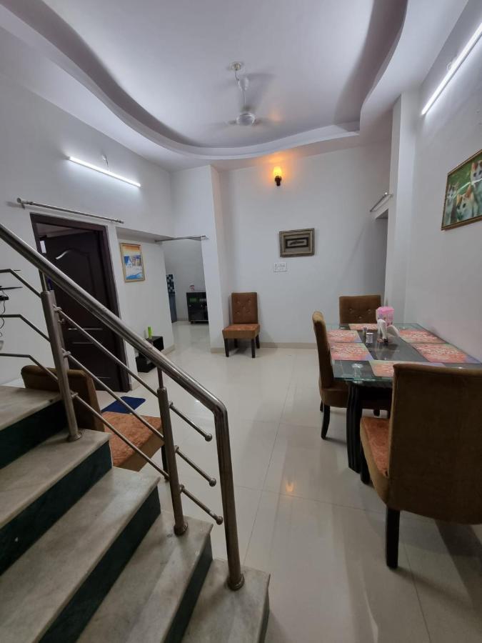Leela Homestay Jabalpur - Lily - 2 Bhk Luxury Appartment Exteriér fotografie
