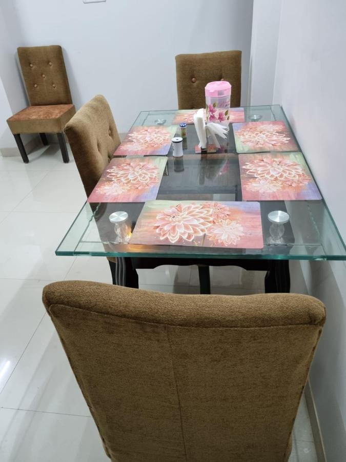 Leela Homestay Jabalpur - Lily - 2 Bhk Luxury Appartment Exteriér fotografie