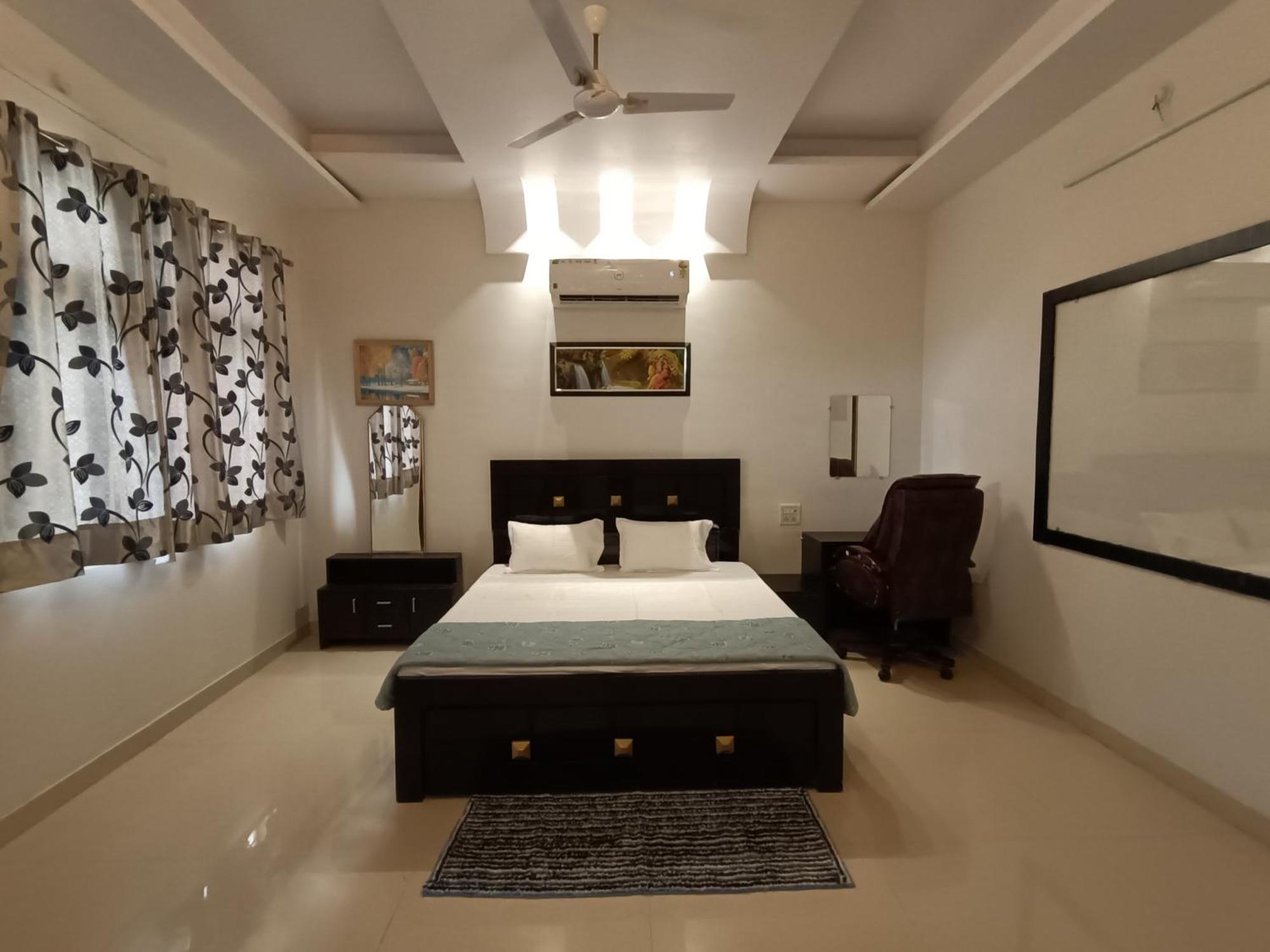 Leela Homestay Jabalpur - Lily - 2 Bhk Luxury Appartment Exteriér fotografie