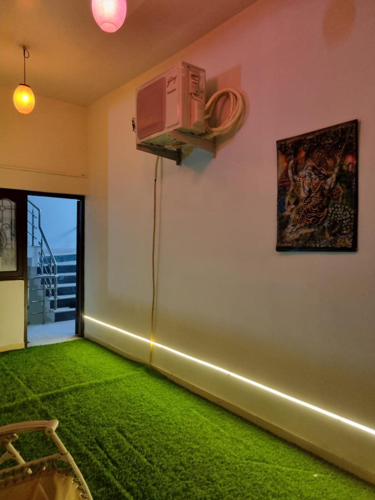 Leela Homestay Jabalpur - Lily - 2 Bhk Luxury Appartment Exteriér fotografie